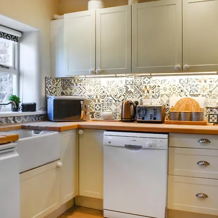 Rose Appleby-in-Westmorland